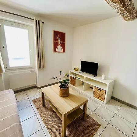 Plein Centre Commerces, Port, A Pied Apartment *