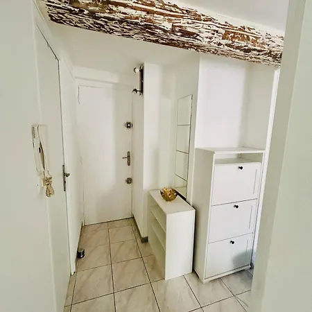 Apartment Plein Centre Commerces, Port, A Pied *